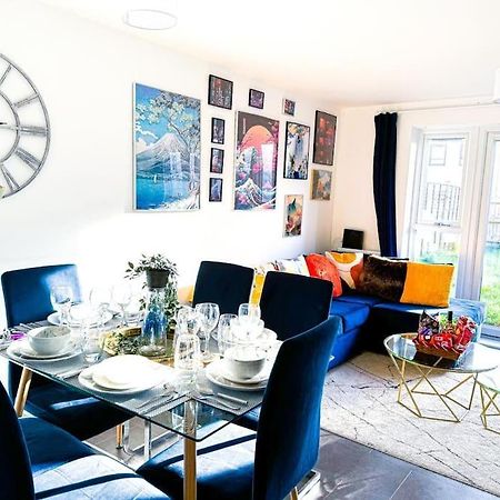 Contractors, Families, Tourists & Groups Welcome Sleeps Upto 9, Garden, Pet Allowed, Parking Included! Birmingham Zewnętrze zdjęcie