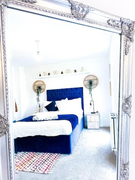 Contractors, Families, Tourists & Groups Welcome Sleeps Upto 9, Garden, Pet Allowed, Parking Included! Birmingham Zewnętrze zdjęcie