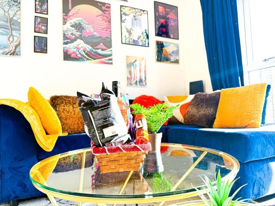 Contractors, Families, Tourists & Groups Welcome Sleeps Upto 9, Garden, Pet Allowed, Parking Included! Birmingham Zewnętrze zdjęcie